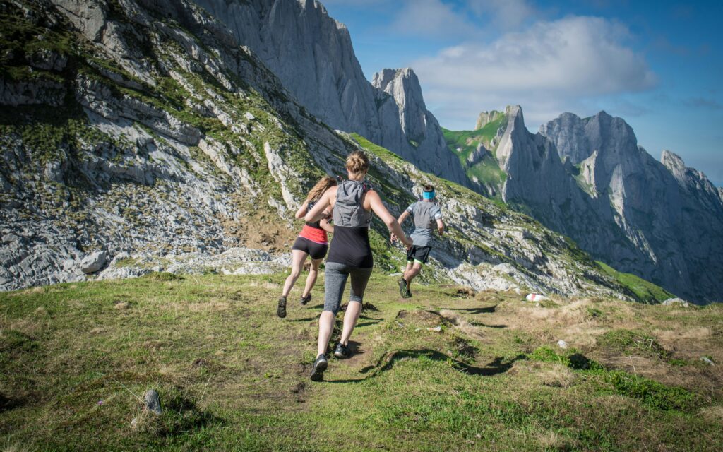 Le matos du sentier - Groupe de coureurs